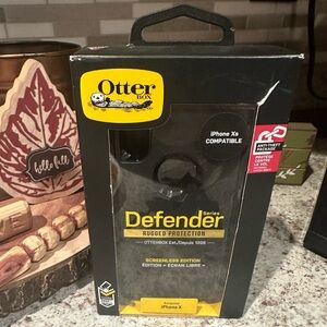 Otter Box Defender Series Rugged Protection iPhone X/Xs Black NEW